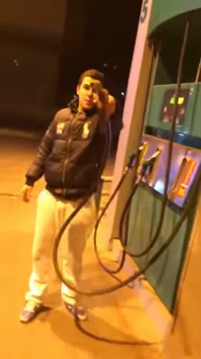 🔫 Стикер «dagwebm» для Telegram