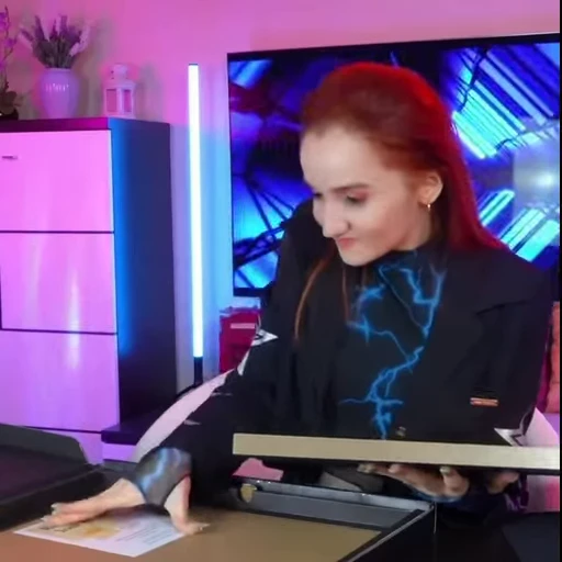 🫳 Стикер «Daniela» для Telegram
