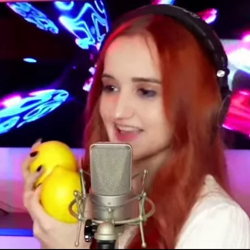 🍋 Стикер «Daniela» для Telegram