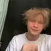 🤔 Эмодзи «😏 Дипинс» для Telegram