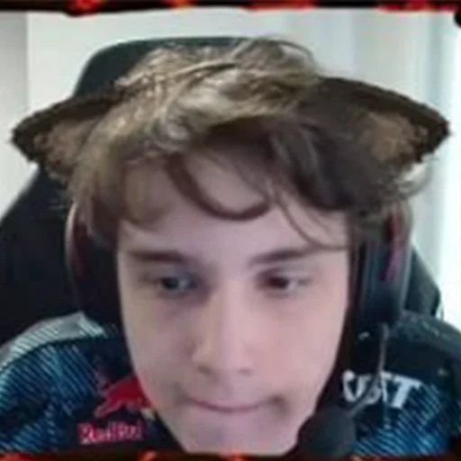 😼 Стикер «denis larl» для Telegram