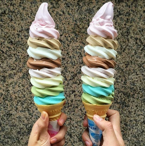 😋 Стикер «delicious» для Telegram