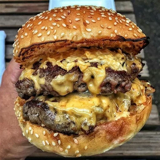 😋 Стикер «delicious» для Telegram