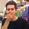 Эмодзи Dylan Obrien для Telegram — скачать