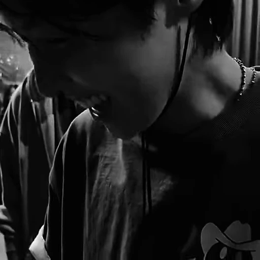 🖤 Стикер «Hobis wife» для Telegram
