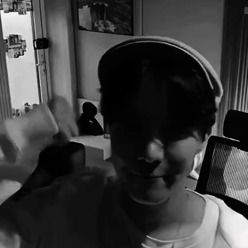 🖤 Стикер «Hobis wife» для Telegram