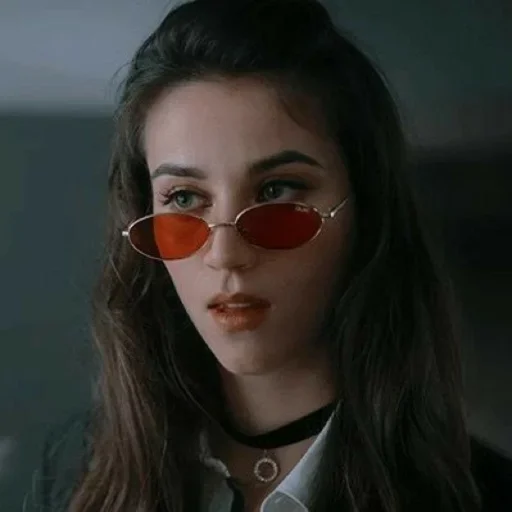 😐 Стикер «Elite Netflix» для Telegram