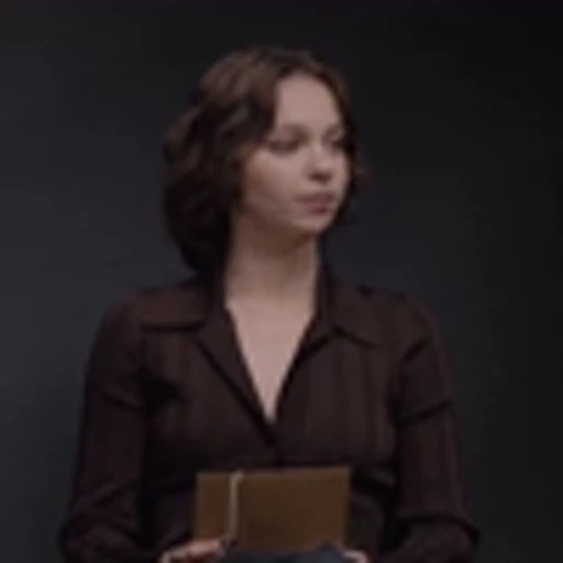 🤩 Эмодзи «Emma Myers» для Telegram