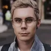🤩 Эмодзи «Ян Топлес» для Telegram