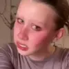 😳 Эмодзи «Анюта» для Telegram