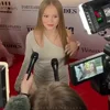 🎤 Эмодзи «Милана Стар» для Telegram