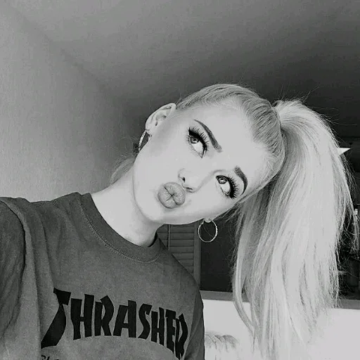 😘 Стикер «Princesses/ Принцессы» для Telegram