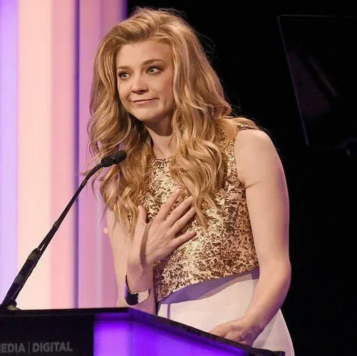 🙏 Стикер «Natalie Dormer» для Telegram