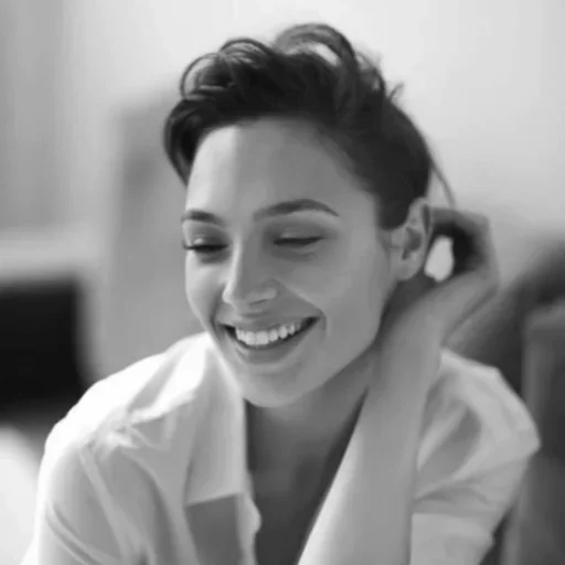 😄 Стикер «Gal Gadot» для Telegram