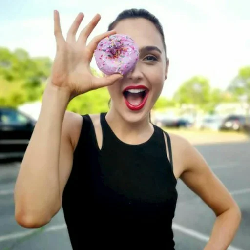 Стикерпак Gal Gadot для Telegram — скачать
