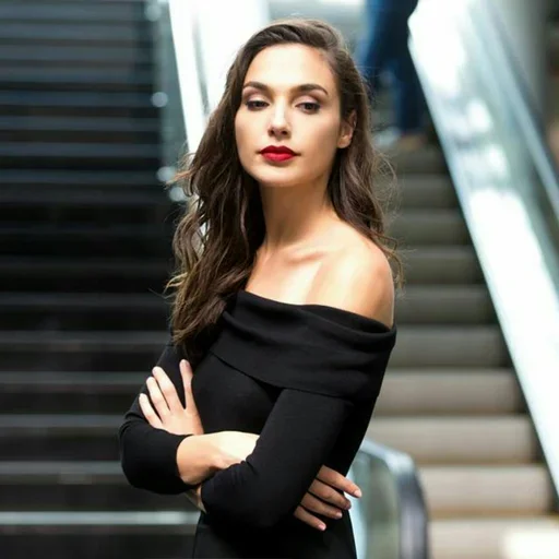 😐 Стикер «Gal Gadot» для Telegram