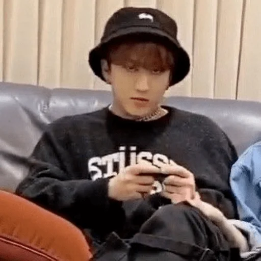 😡 Стикер «Stray Kids SKZ СКЗ» для Telegram