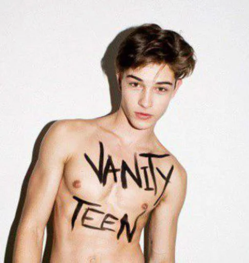 😚 Стикер «Francisco Lachowski» для Telegram