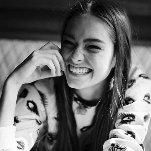 👸 Стикер «Faces» для Telegram