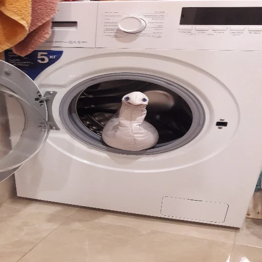 🛁 Стикер «Goose BLOPTOP» для Telegram