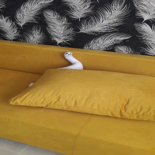 🛌 Стикер «Goose BLOPTOP» для Telegram