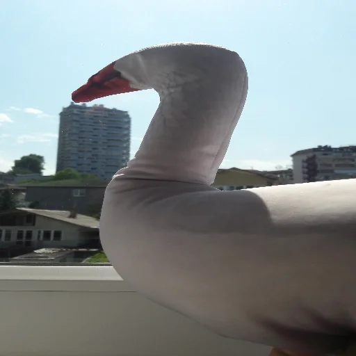 🏖 Стикер «Goose BLOPTOP» для Telegram