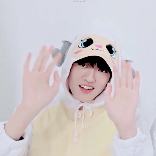 ☁️ Стикер «haruto» для Telegram