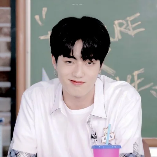 ☁️ Стикер «haruto» для Telegram
