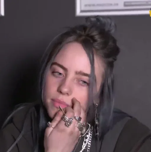 🐾 Стикер «Billie Eilish» для Telegram