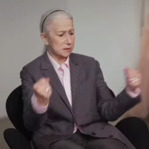 👊 Стикер «Helen Mirren» для Telegram