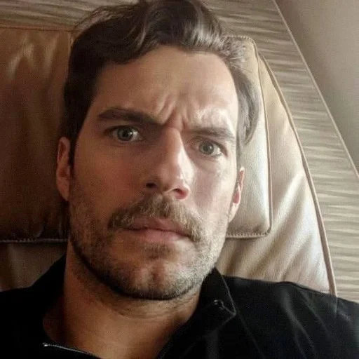 🌪 Стикер «Генри Кавилл» для Telegram