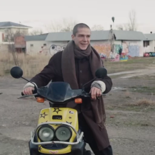 🕷 Стикер «второй пак» для Telegram