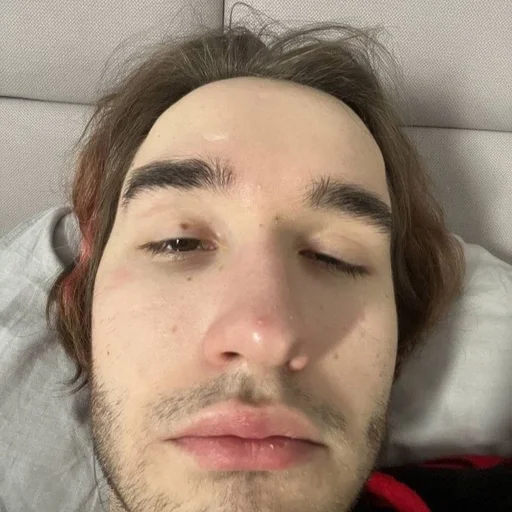 😴 Стикер «koresh» для Telegram