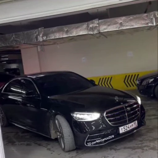 🤩 Стикер «Cars» для Telegram