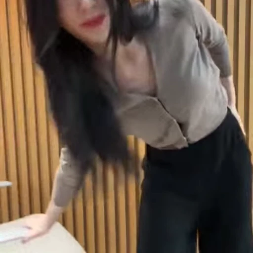 🥧 Стикер «chaeryeong itzy» для Telegram