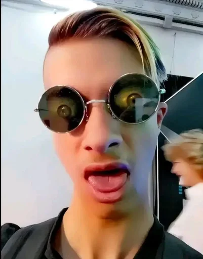 🤪 Стикер «Иван Золо» для Telegram