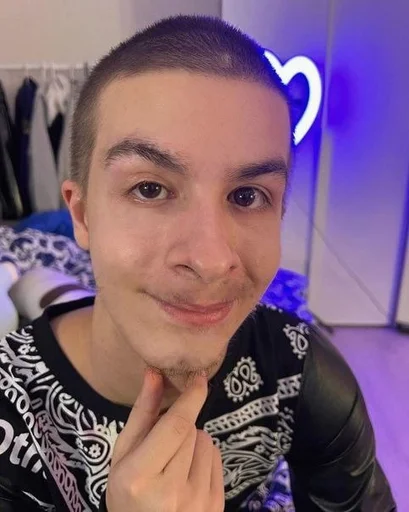 😏 Стикер «Иван Золо» для Telegram