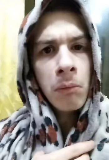 🤨 Стикер «Иван Золо» для Telegram