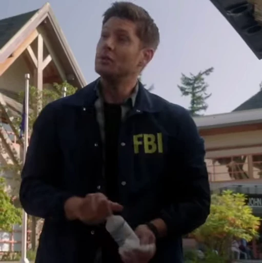 🪈 Стикер «supernatural» для Telegram