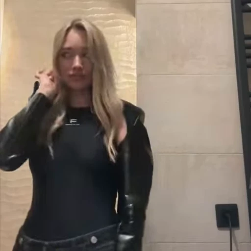 😅 Стикер «юля» для Telegram