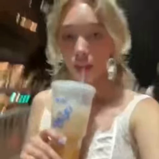 🍹 Стикер «юля» для Telegram