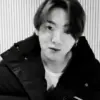 🎬 Эмодзи «🎬 Jungkook - BTS» для Telegram
