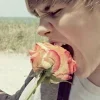 🤩 Эмодзи «Джаст Бибр» для Telegram