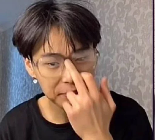 🤍 Стикер «Kkatsukiistickers» для Telegram