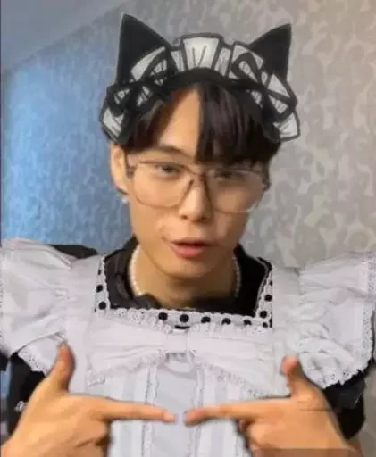 🤍 Стикер «Kkatsukiistickers» для Telegram