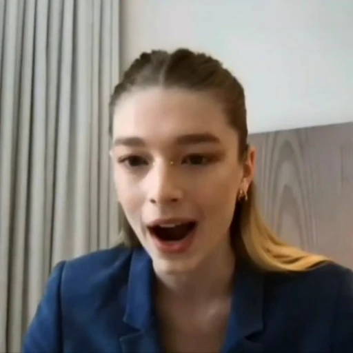 🤩 Стикер «Хантер Шафер» для Telegram