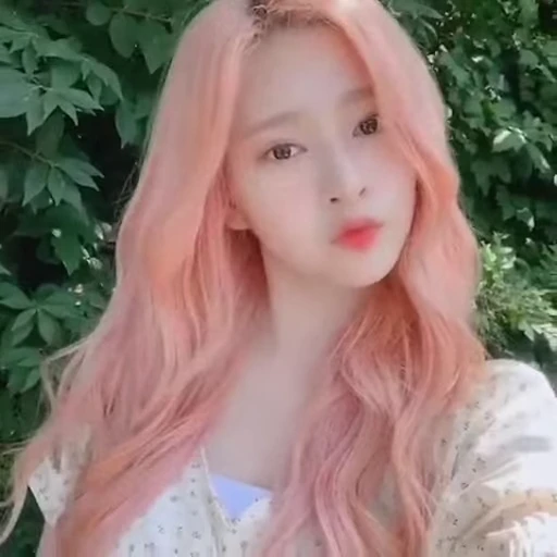 💋 Стикер «kim minju» для Telegram