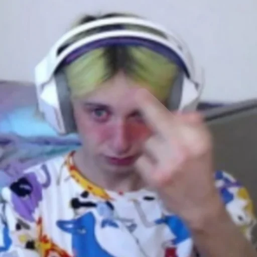 🖕 Стикер «КОРЕЙКА ПОБРЕЙ ОЧКО ??» для Telegram