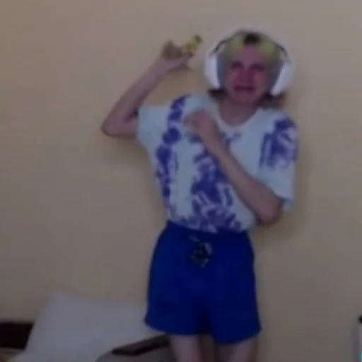 🤡 Стикер «КОРЕЙКА ПОБРЕЙ ОЧКО ??» для Telegram