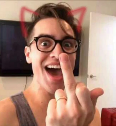 🖕 Стикер «kulichsdoh» для Telegram